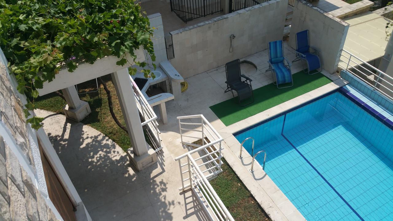 Villa Antic With Private Pool In Budva Exteriör bild