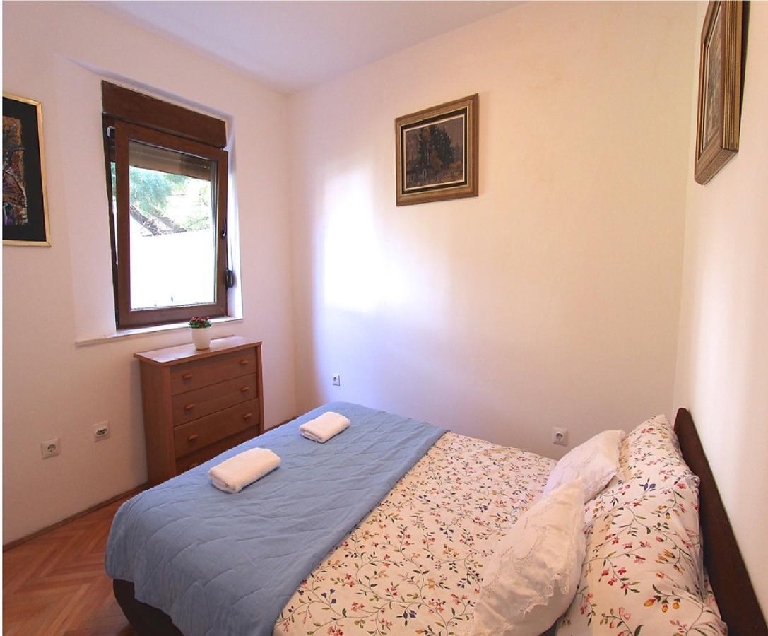 Villa Antic With Private Pool In Budva Exteriör bild