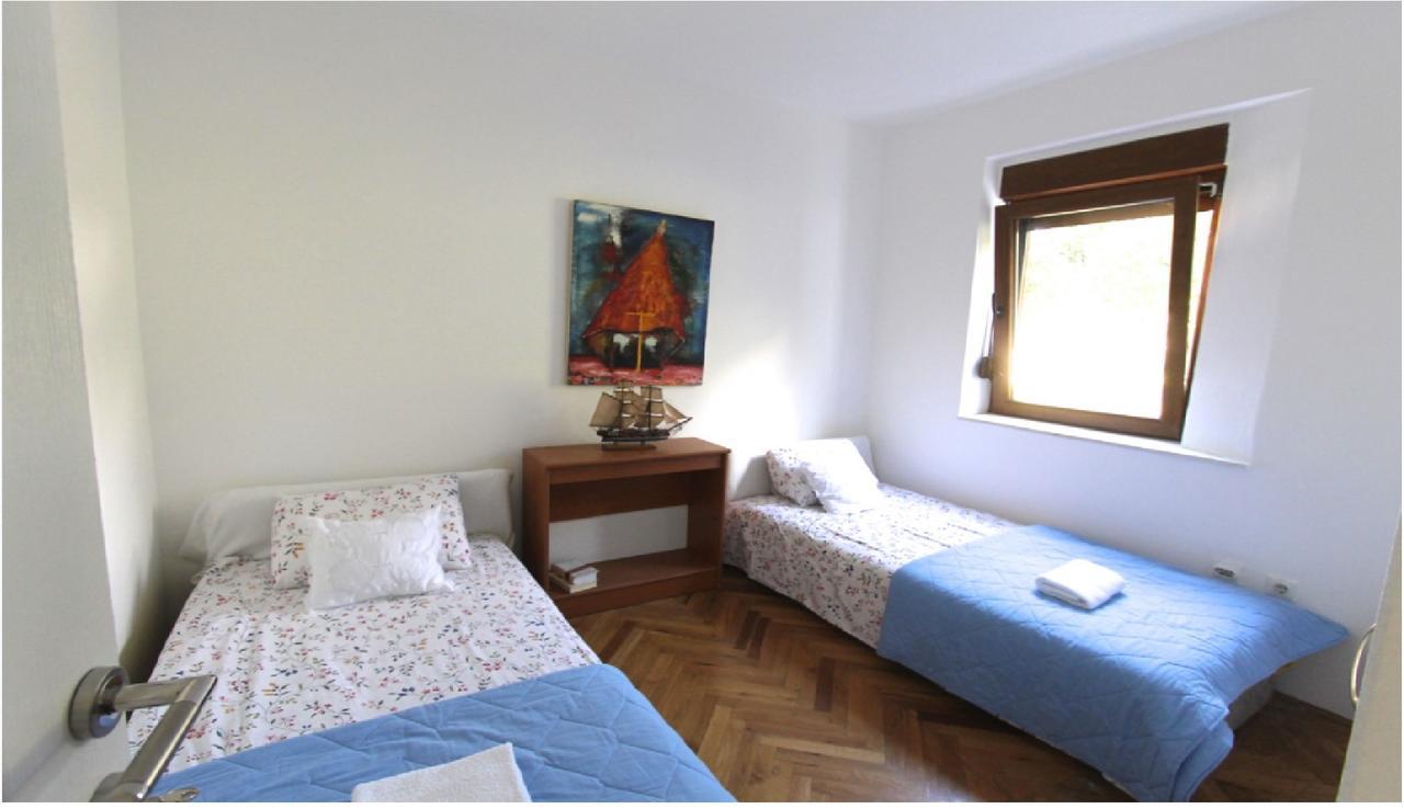 Villa Antic With Private Pool In Budva Exteriör bild