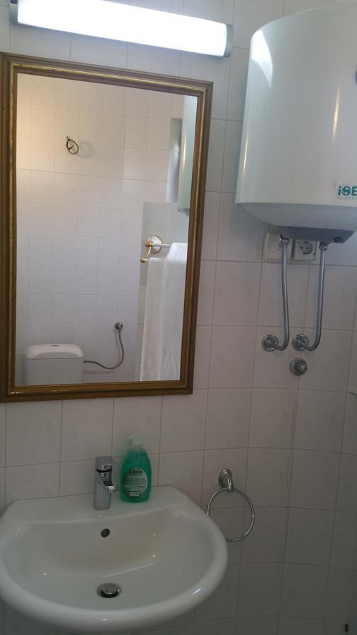 Villa Antic With Private Pool In Budva Exteriör bild