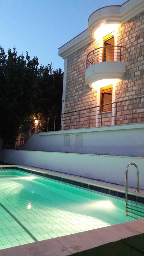 Villa Antic With Private Pool In Budva Exteriör bild